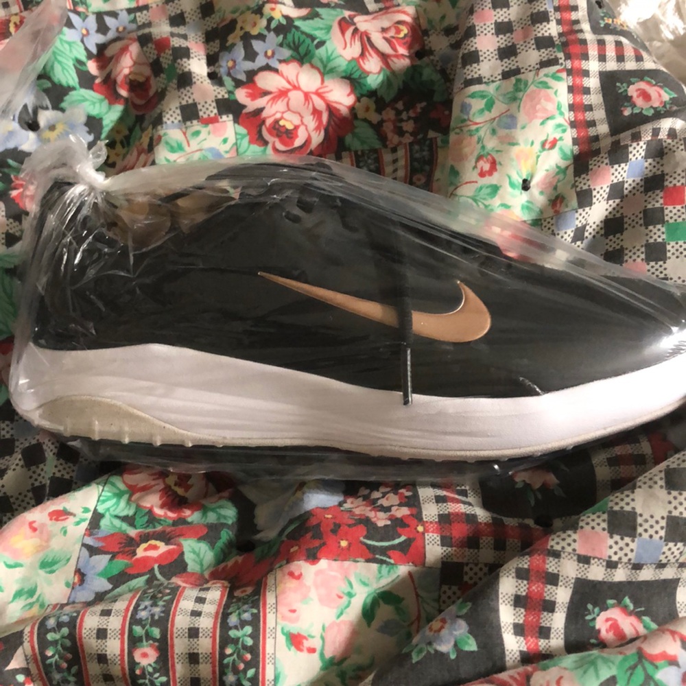 Nike Black/White/ Bronze Women's Vapor Golf Shoes